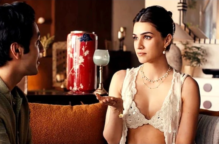 Kriti Sanon Raksha Bandhan Advertisement